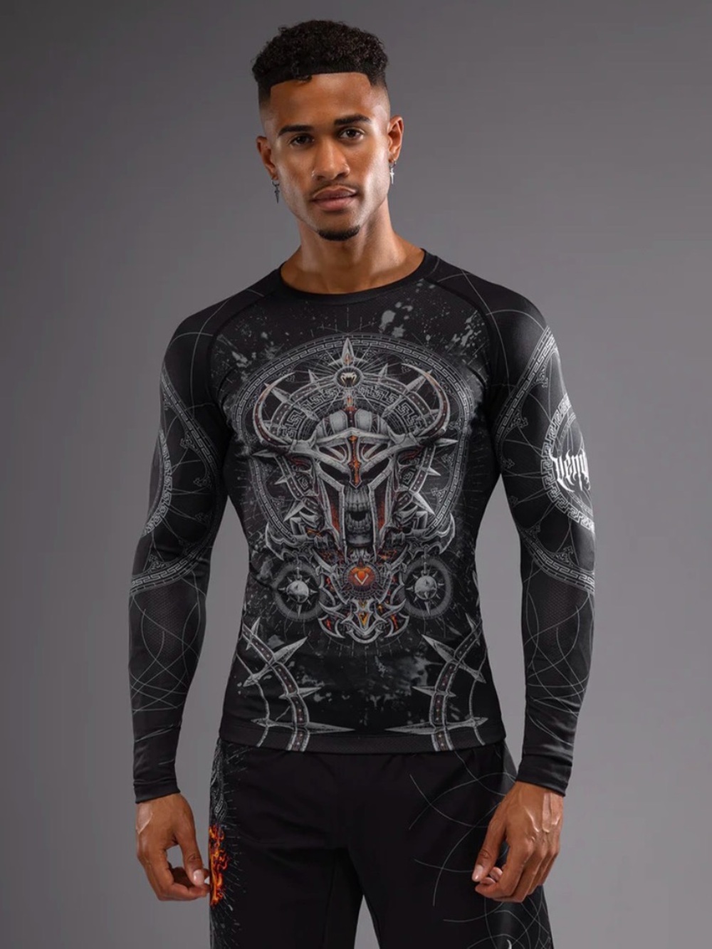 Men's Black Graphic Long-Sleeve Top